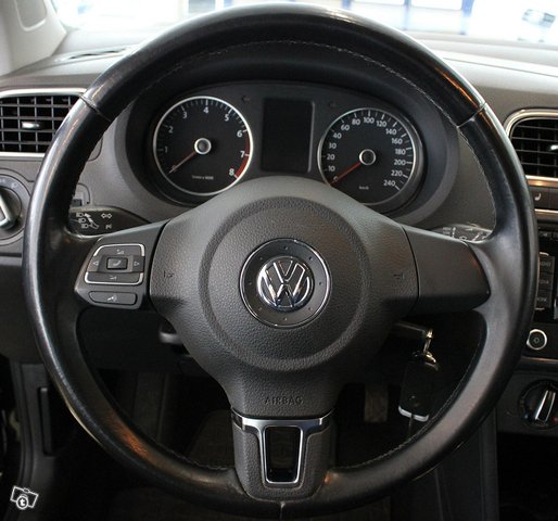 Volkswagen Polo 18