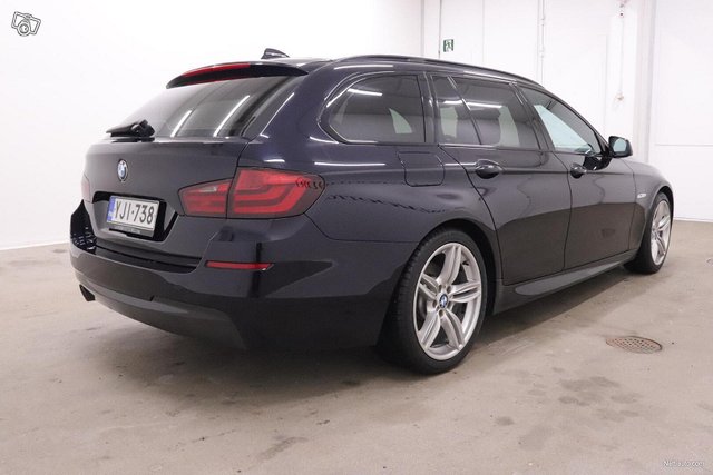 BMW 525 6