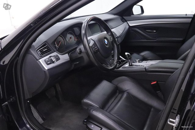 BMW 525 9