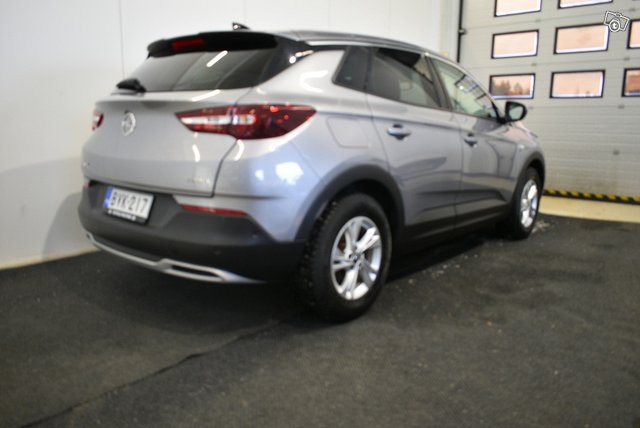 Opel Grandland X 8