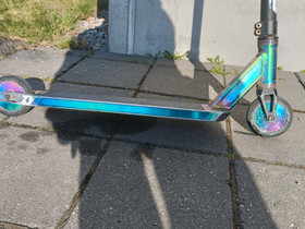 Scoot/temppupotkulauta/potkulauta, Rullaluistelu ja skeittaus, Urheilu ja ulkoilu, Riihimäki, Tori.fi Scoot/temppupotkulauta/potkulauta, Rullaluistelu ja skeittaus, Urheilu ja ulkoilu, Riihimäki, Tori.fi