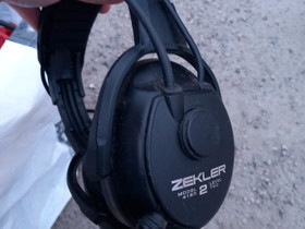Zekler 412R kuulosuojain radiolla, Audio ja musiikkilaitteet, Viihde-elektroniikka, Suomussalmi, Tori.fi Zekler 412R kuulosuojain radiolla, Audio ja musiikkilaitteet, Viihde-elektroniikka, Suomussalmi, Tori.fi