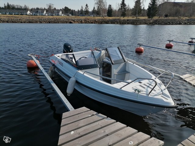 Tuulilasivene + traileri 5