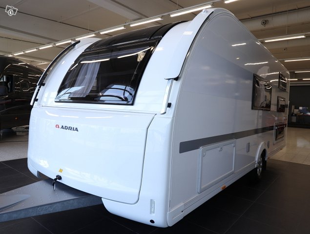 Adria Adora 4