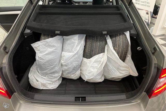 SKODA OCTAVIA 12