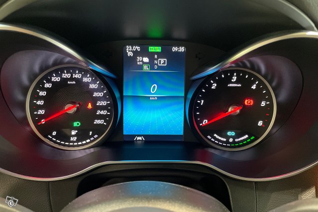 MERCEDES-BENZ GLC 15