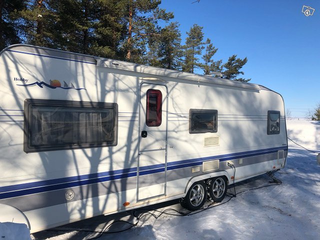 Hyväkuntoinen vaunu festareille
