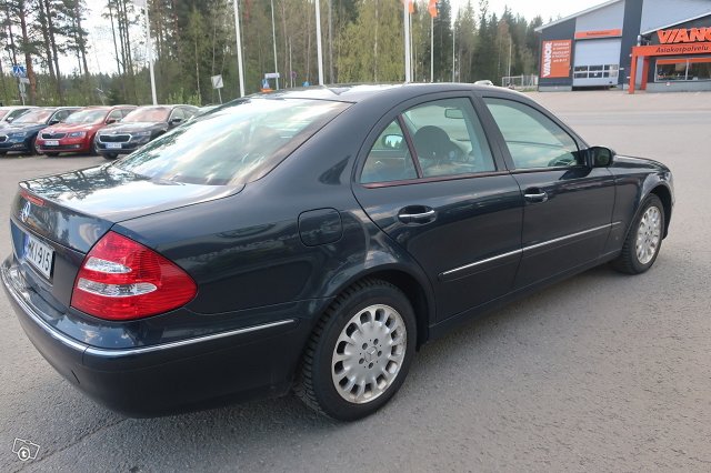 Mercedes-Benz E 3