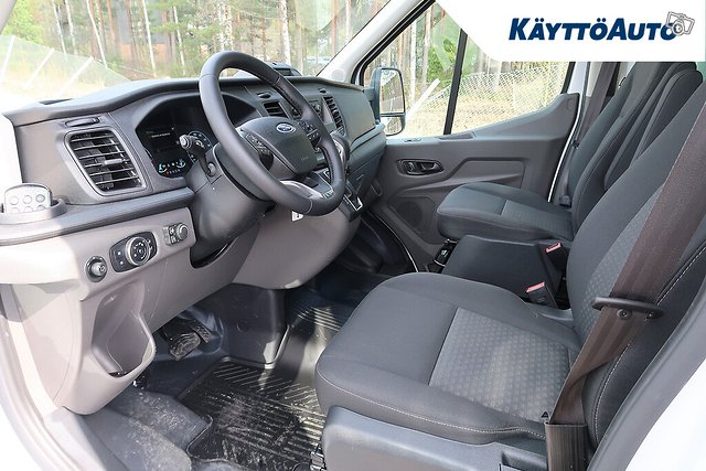 Ford Transit 7