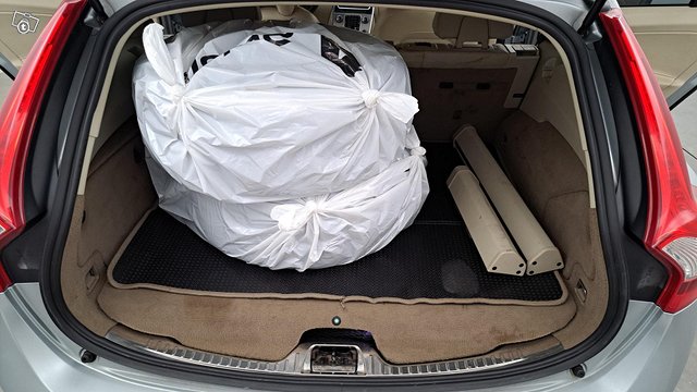 Volvo V60 17