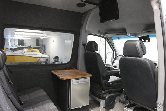 Mercedes-Benz Sprinter 20
