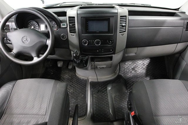 Mercedes-Benz Sprinter 21