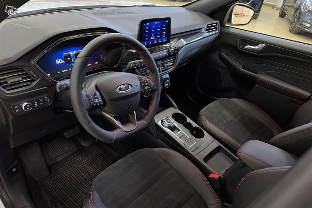 Ford Kuga 8