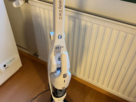 Johdoton imuri Nilfisk Handy, Pölynimurit ja siivousvälineet, Kodinkoneet, Pyhtää, Tori.fi Johdoton imuri Nilfisk Handy, Pölynimurit ja siivousvälineet, Kodinkoneet, Pyhtää, Tori.fi