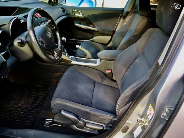 Honda Civic 9