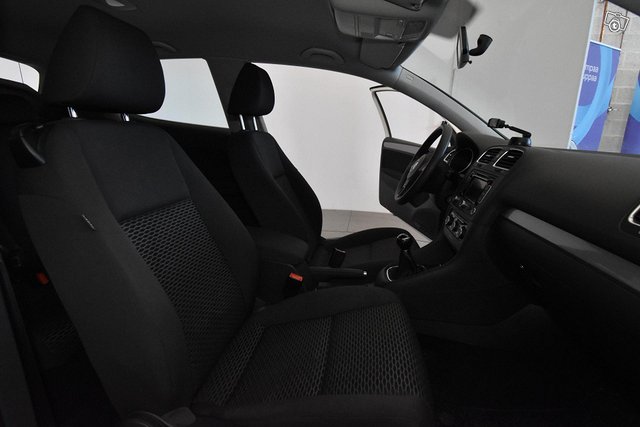 Volkswagen Golf 14