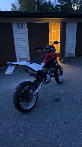 Husqvarna sm 125 2
