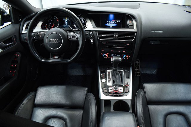 Audi A5 7