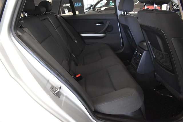 BMW 318 13