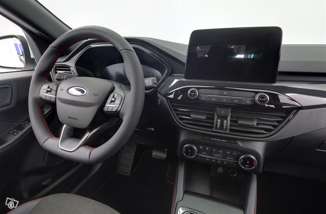 FORD Kuga 9