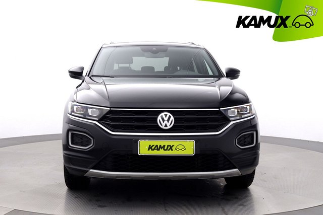Volkswagen T-Roc 9