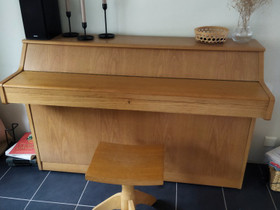 Hellas piano, Pianot, urut ja koskettimet, Musiikki ja soittimet, Polvijärvi, Tori.fi Hellas piano, Pianot, urut ja koskettimet, Musiikki ja soittimet, Polvijärvi, Tori.fi