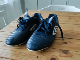 Umbro, Jalkapallo, Urheilu ja ulkoilu, Pietarsaari, Tori.fi Umbro, Jalkapallo, Urheilu ja ulkoilu, Pietarsaari, Tori.fi