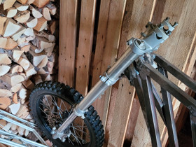 Yz 80 99 usd keula, Moottoripyörän varaosat ja tarvikkeet, Mototarvikkeet ja varaosat, Mikkeli, Tori.fi Yz 80 99 usd keula, Moottoripyörän varaosat ja tarvikkeet, Mototarvikkeet ja varaosat, Mikkeli, Tori.fi