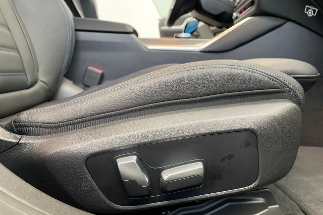 BMW I4 20