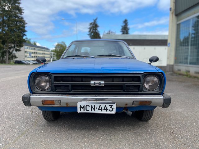 Nissan Sunny 7