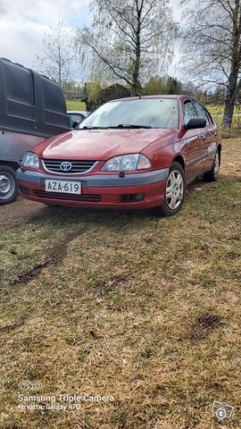 Toyota Avensis, kuva 1