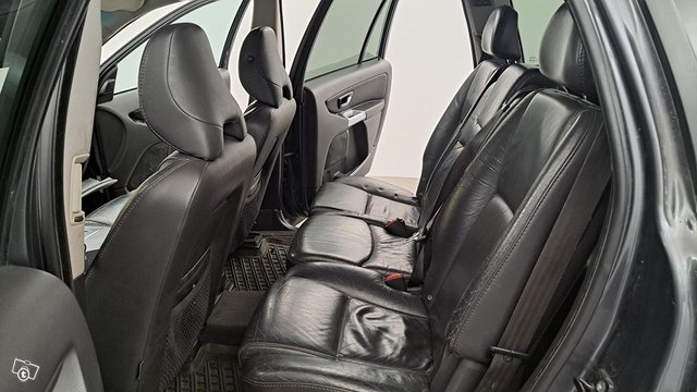 Volvo XC90 12