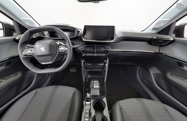 Peugeot E-208 8