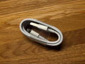 Apple Lightning - USB kaapeli, uusi alkuperäinen, Puhelintarvikkeet, Puhelimet ja tarvikkeet, Seinäjoki, Tori.fi Apple Lightning - USB kaapeli, uusi alkuperäinen, Puhelintarvikkeet, Puhelimet ja tarvikkeet, Seinäjoki, Tori.fi