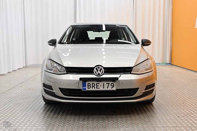 Volkswagen Golf 2