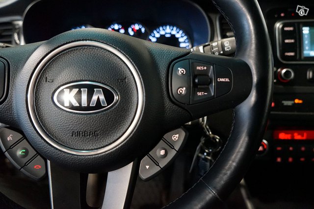 Kia Carens 14