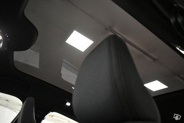 Volvo C40 19