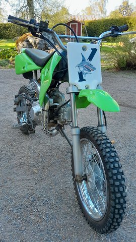 Samurai crossi 110cc, kuva 1