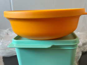 Tupperware Aloha ja vihreä rasia yhteishintaan, Säilytysastiat ja rasiat, Keittiötarvikkeet ja astiat, Kemi, Tori.fi Tupperware Aloha ja vihreä rasia yhteishintaan, Säilytysastiat ja rasiat, Keittiötarvikkeet ja astiat, Kemi, Tori.fi