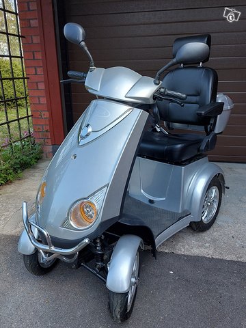 Pyrkijä e600, kuva 1