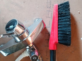 Sekoittajahana pikaliittimellä ja pesuharjalla, LVI ja putket, Rakennustarvikkeet ja työkalut, Kuopio, Tori.fi Sekoittajahana pikaliittimellä ja pesuharjalla, LVI ja putket, Rakennustarvikkeet ja työkalut, Kuopio, Tori.fi