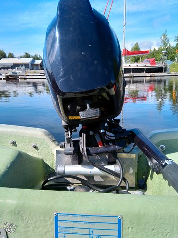 Moottorivene, kuva 1