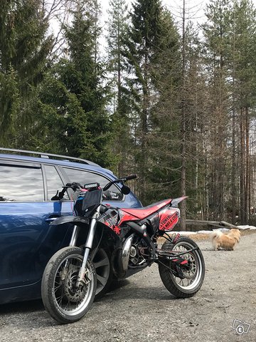 Yamaha Dt, kuva 1