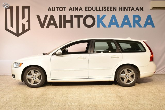 Volvo V50 3