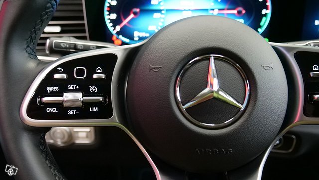 Mercedes-Benz GLE 13