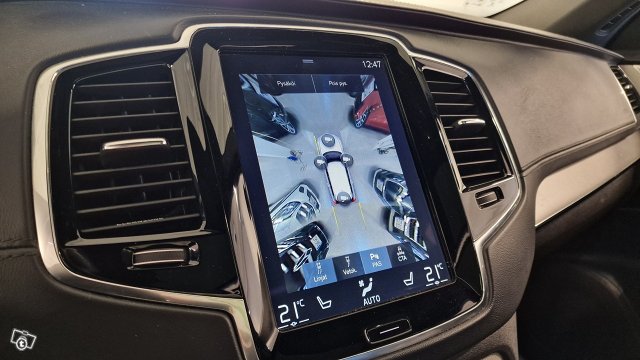 Volvo XC90 12