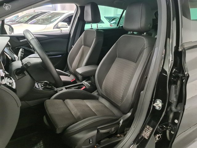 Opel ASTRA 8