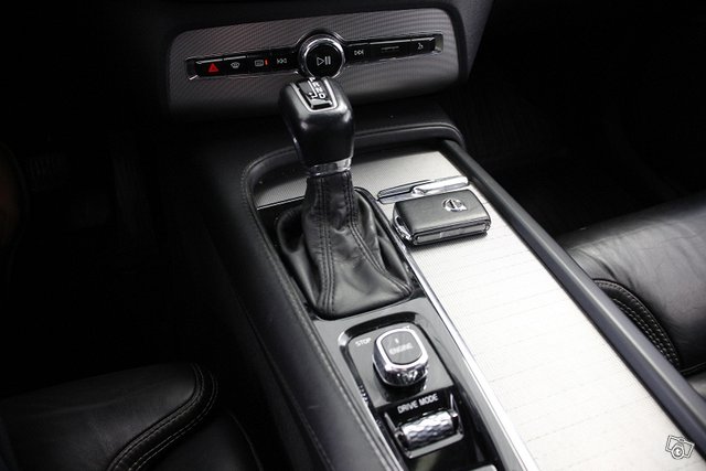 Volvo XC90 9
