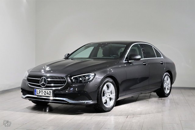 Mercedes-Benz E
