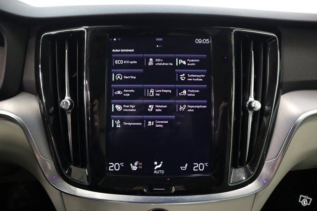 Volvo V60 17